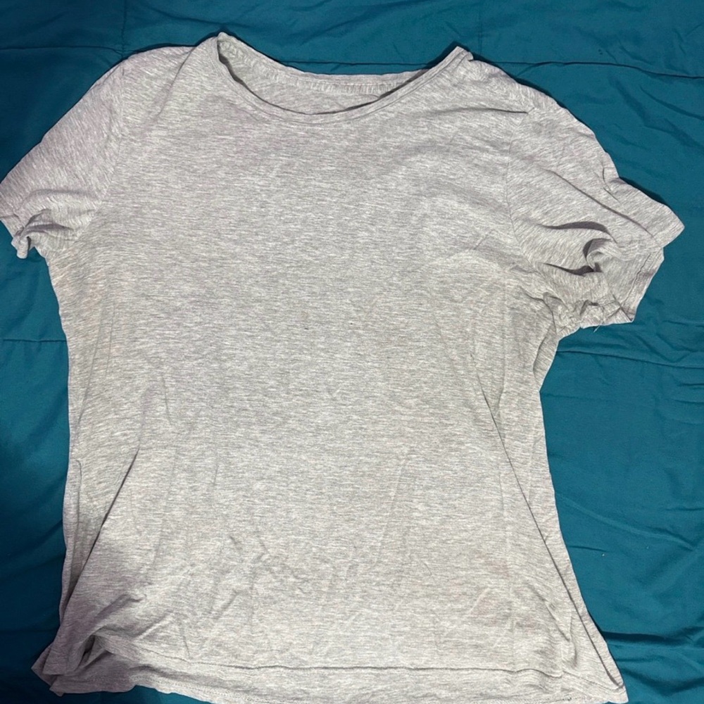 Basic Gray XL Women’s Tee – Casual Everyday Top